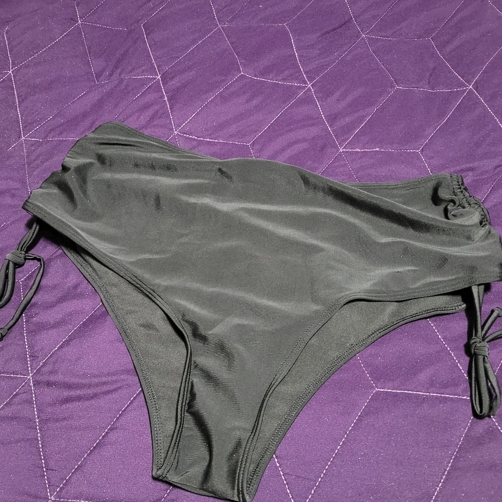 High waisted swim bottoms